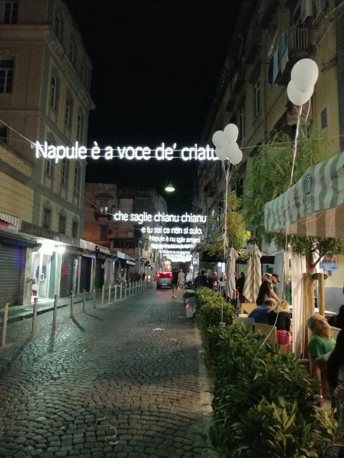 Dimora Via Col Vento Naples Exterior photo